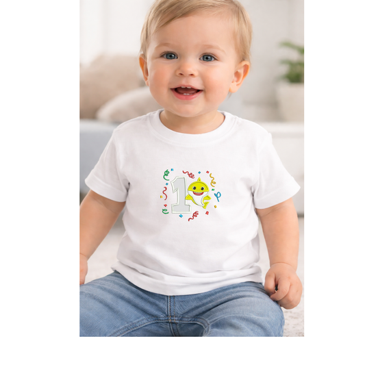 Camiseta infantil Baby Shark personalizada